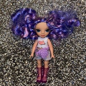 Rainbow High Littles Amthyst Willow